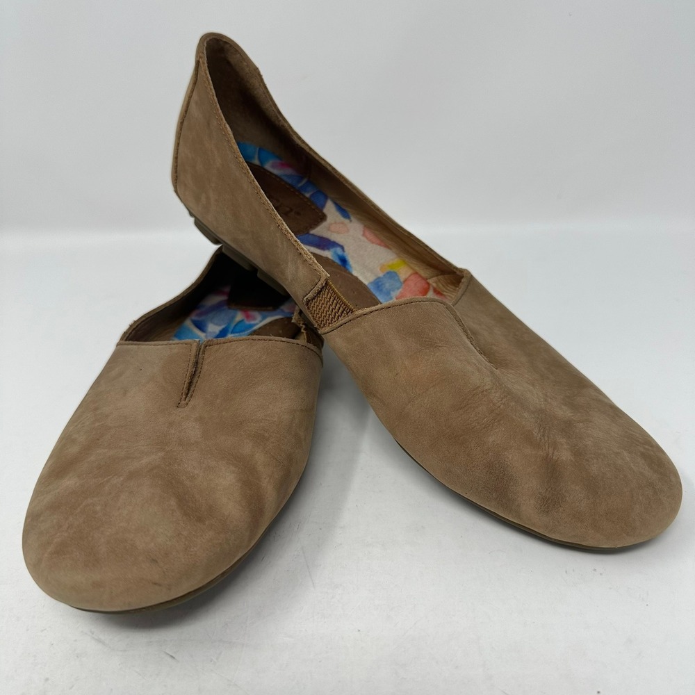 Born Flats Women 9.5 Tan Julianne Slip On D74616 Leather Comfort Floral Insole
